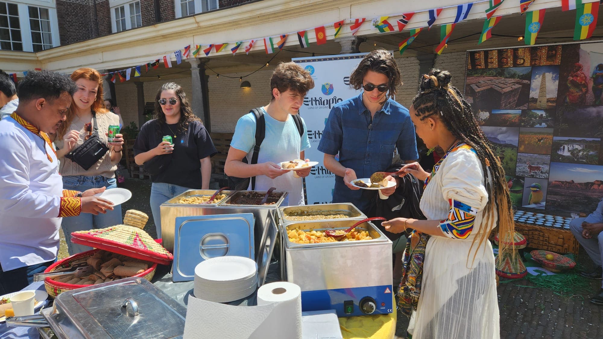 Catering food service